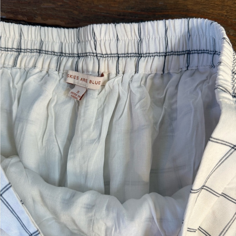 Skies Are Blue Windowpane Plaid Wide Leg Crop Pull On Pants Button Hem Sz S ๐๐ - Picture 8 of 8